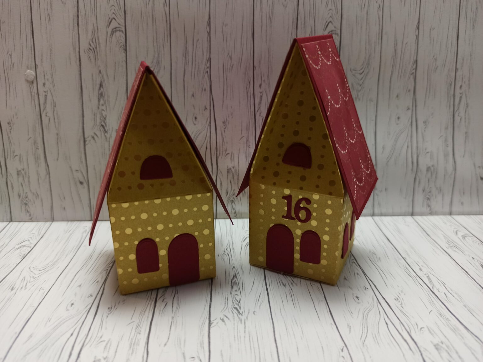 Adventskalenderbox zum Besticken - Pack à 24 Stk (braun) von RICO DESIGN online kaufen